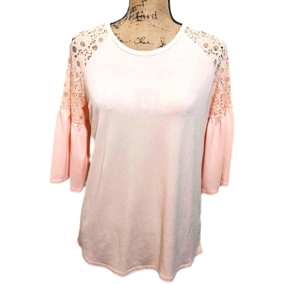 Adrianna Papell Tops - Adrianna Papell Pale Pink Lace Shoulder Blouse Size S